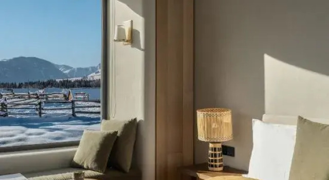 Люкс Deluxe HeMu YiJing Bed and Breakfast