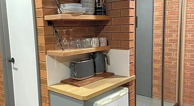 Четырёхместный семейный люкс Ashleigh Court Motor Inn