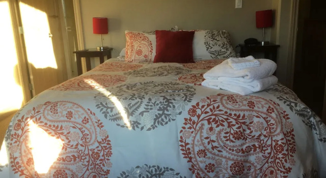 Radium Vacation Rental 3 Bedroom Townhome with Views, Забронировать Апартаменты/квартира Рейдиум-Хот-Спрингс Columbia Valley