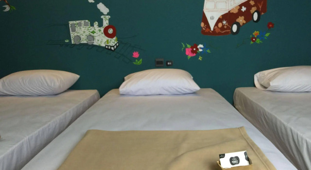 The neighbor hoot hostel & cafe