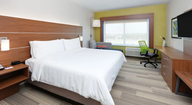Двухместный люкс Holiday Inn Express & Suites DALLAS PARK CENTRAL NORTHEAST by IHG