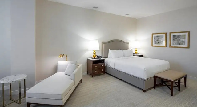 Номер Standard с видом на озеро YO1 Longevity & Health Resorts, Catskills