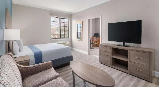Студия Melrose @ Seabrook, BW Signature Collection by Best Western