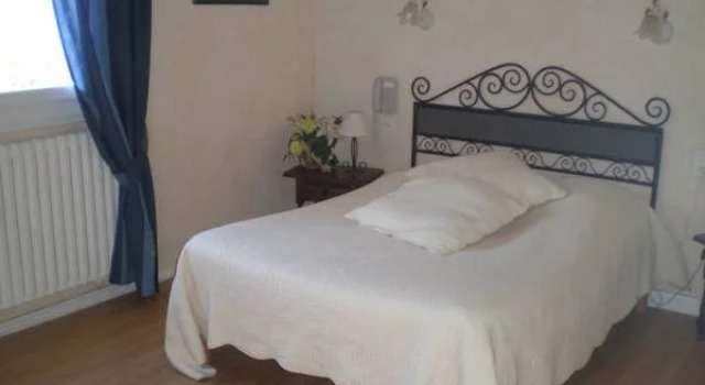 L' Auberge des Epis, Rezerwuj Hostel Saint-Martin-de-Crau Carros