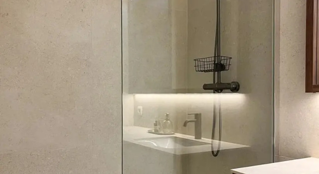 Апартаменты Huswell - Renovated Beachfront Apartment