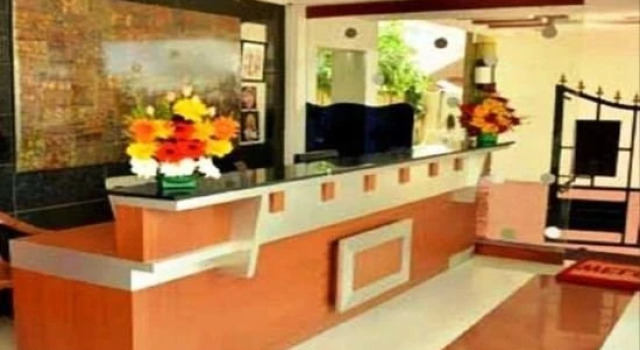 Ramanas Inn, Prenota Hotel Tirunelveli 