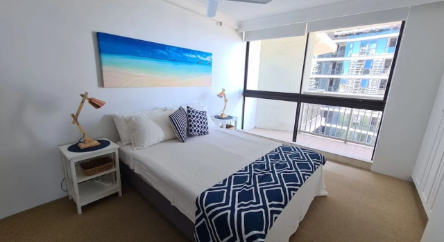 Absolute Beachfront with Views 2BR Apt, Забронировать Отель Серферс-Парадайс Голд-Кост, рядом с LAN SPA