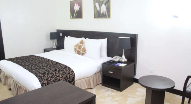 Люкс Golden Tulip Ibadan