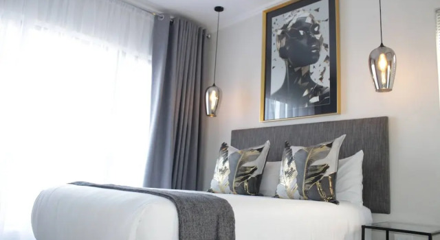 Stunning 2 bed Apartment Near Monte Casino, Boek Appartement Sandton 