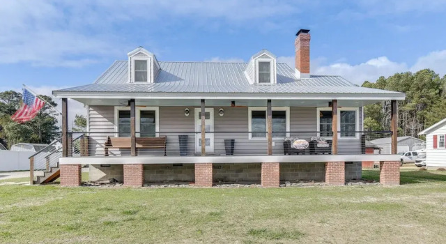 Virginia Retreat w/ Porch & Grill, Near Beaches!, Rezerwuj Dom wakacyjny Hotele w Wachapreague z parkingiem, Parking