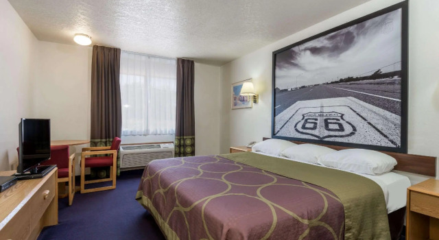 Двухместный номер Standard Super 8 by Wyndham Bernalillo