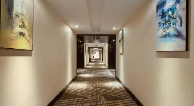 XIsu langmanbuziwenxinshuwumiaijiudianHOTEL