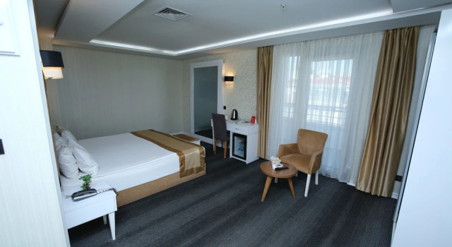 Двухместный номер Superior Grand Silay Hotel
