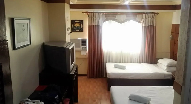 Wregent Plaza Hotel