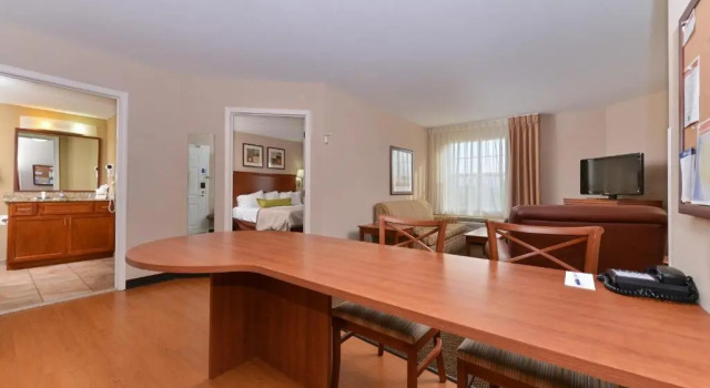 Двухместный люкс c 1 комнатой Candlewood Suites Elmira Horseheads by IHG