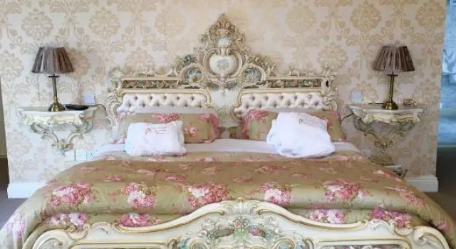 Номер Standard с красивым видом из окна Rossmanagher House