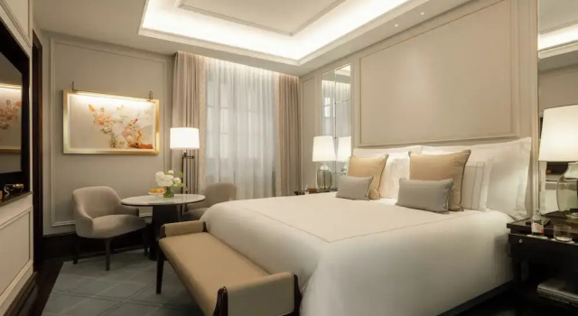 Classic huone Corinthia Rome