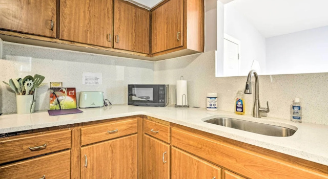 Middletown Township Home, Close to Beaches!, Rezervasyon Otel Middletown Jersey Shore