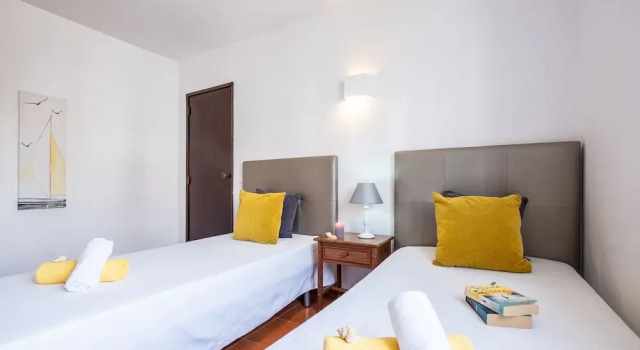Villa Fiji, Rezerwuj Willa Hotele w Algarve z parkingiem, Parking