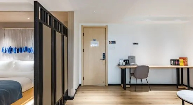 Люкс Floral Hotel·Kunming Aromatic Garden hotel (Kunming Guandu Ancient Town)