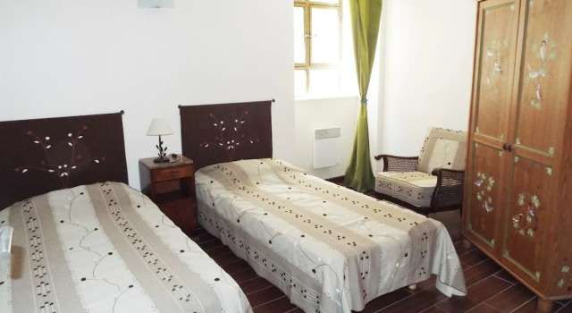 Коттедж Comfort с 3 комнатами Lovely House With Grass Garden, Shared Swimmingpool, Next to the River Ardeche