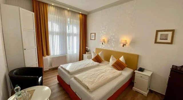 Двухместный номер Comfort с балконом Haus Hohenzollern & Haus Ambiente