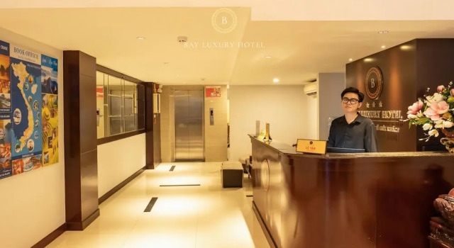 Bay Luxury Hanoi Hotel - No 9 Nguyen Truong To, Забронировать Курортный отель Бадинь Ханой