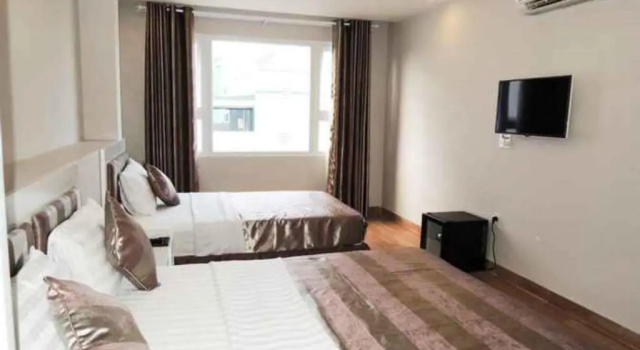Трёхместный номер Superior Van Nam Hotel