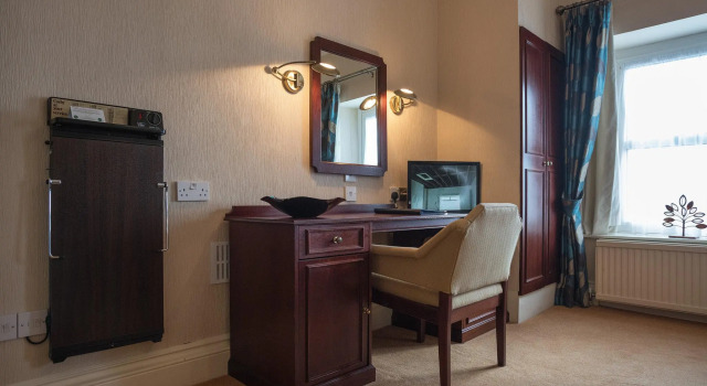 Alveston House Hotel, Забронировать Отель Отели Англии с завтраком, Завтраки