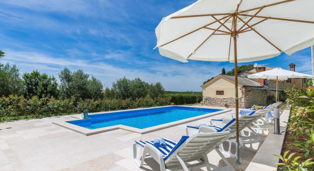 Stone House Rita with Pool, Забронировать Вилла Пореч Poreč Riviera, 3* 4*