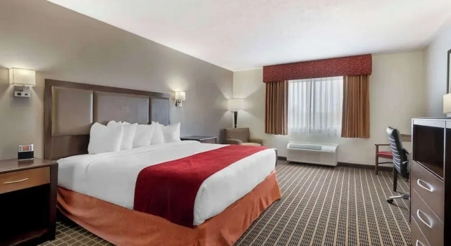 Номер Standard Best Western Plus Eagleridge Inn & Suites