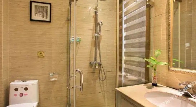 Четырёхместный люкс Superior с видом на горы Guilin Zhongshui International Hotel