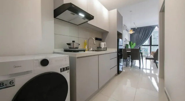 Апартаменты Majestic Residence KL by Asdeh Suites