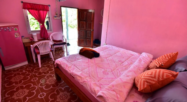 Lanta Danai Guesthouse
