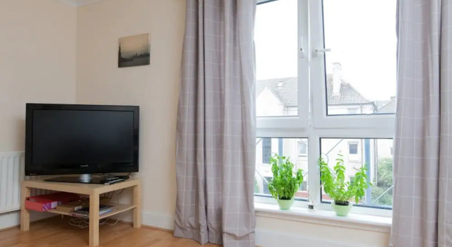 Comfort + Convenience - Festival Base W/parking!, Prenota Hotel Edimburgo 