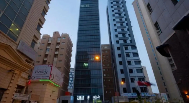 Saray Prime Suites, Rezervați Hotel Hoteluri în Al-Kuwait cu parcare, aproape de Kuwait Universal Institute, Parcare