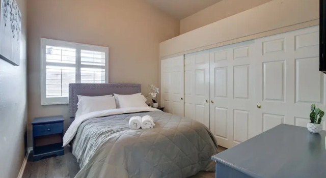 Palm Desert Oasis w/ Hot Tub < 1 Mi to Golf!, Buchen Sie Ferienhaus Palm Desert Coachella Valley