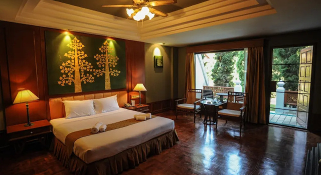 Номер Deluxe с балконом Suan Bua Hotel & Resort