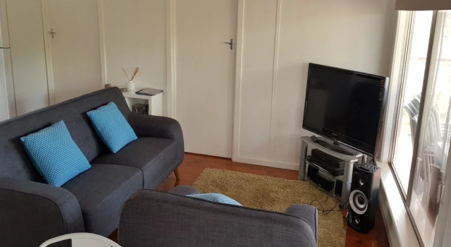 Ocean Valley Paradise - 12 Boathaven Drive, Book Hotel  