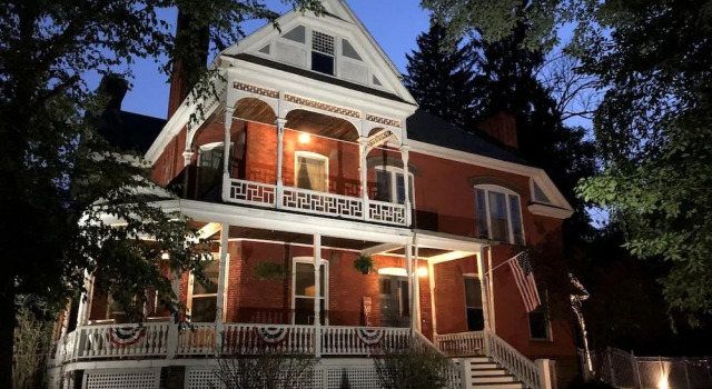 Hatch House Bed & Breakfast, Book Bed and Breakfast Hoteller i Pennsylvania med parkering, Parkering