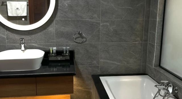 Deluxe Suite Tanston Hotel