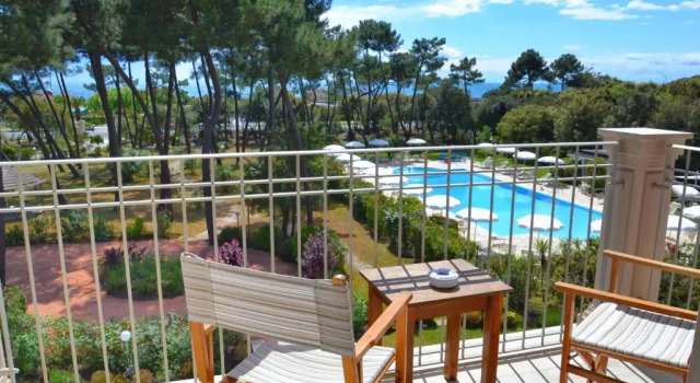 Трёхместный номер Superior с видом на море Hotel Villa Elsa