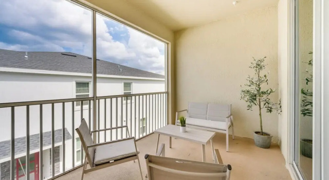 Easy Access to Theme Parks! Family Davenport Gem