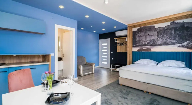Студия Superior с балконом Apartments Tayra