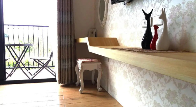 Двухместный номер Standard с видом на бассейн Gihak Homestay