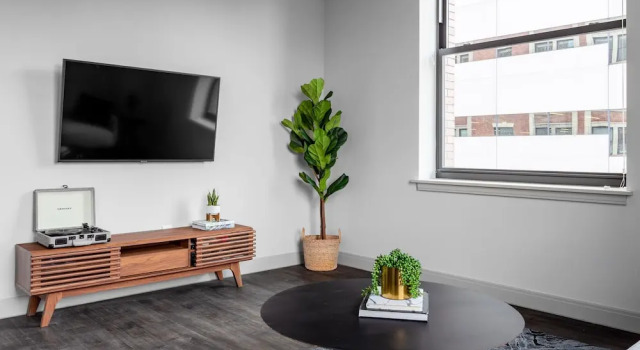 Апартаменты Standard The Guild Downtown Vine St. 1 Bedroom