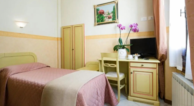Одноместный номер Economy Hotel Fiorita