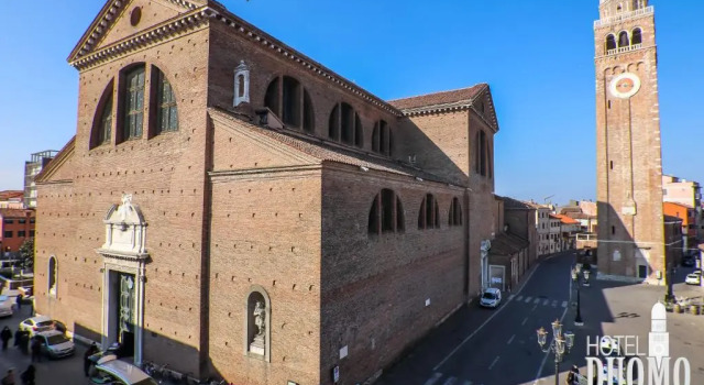 Hotel Duomo Chioggia, Rezerwuj Hotel Hotele w Chioggia z basenem, Basen
