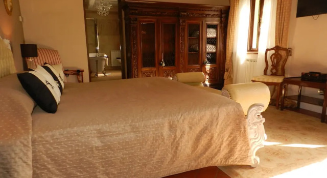Двухместный номер Luxury с балконом и с видом на горы Villa Bertagni