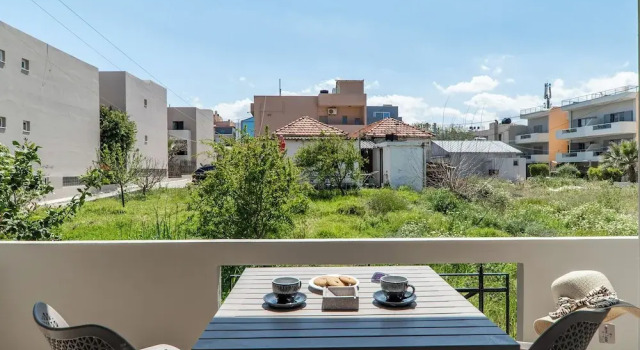 Апартаменты Classic Rhoe Seaside Apartments
